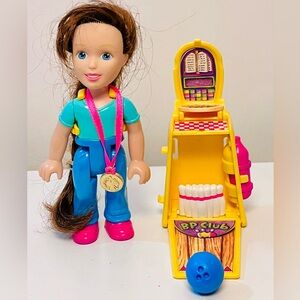 VTG Backpack Club Doll & Accessories